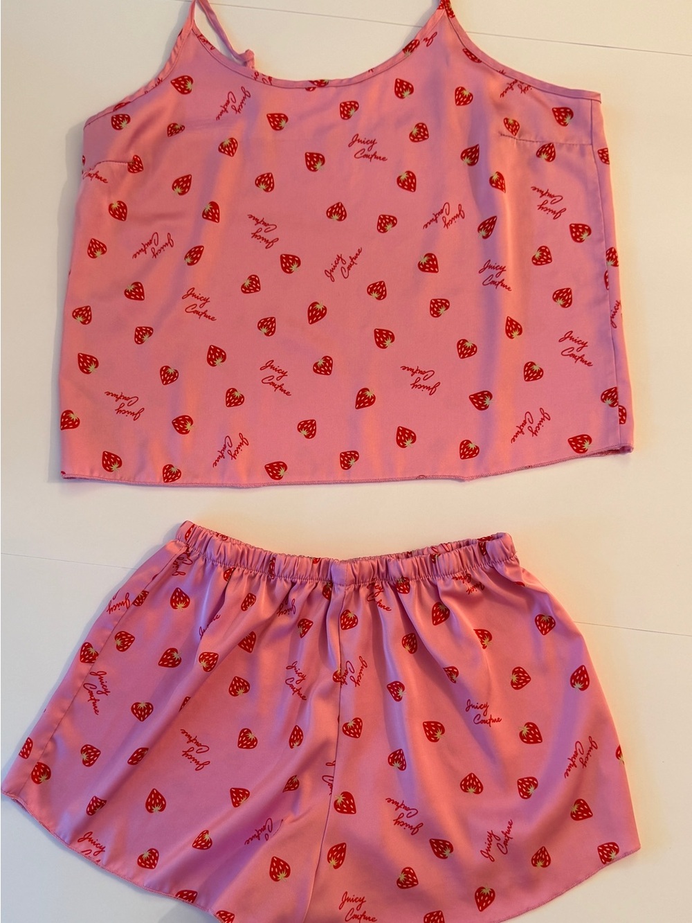 Juicy Couture Strawberry Satin Pajama Set Pink Cami Shorts Lounge Set - Picture 4 of 9